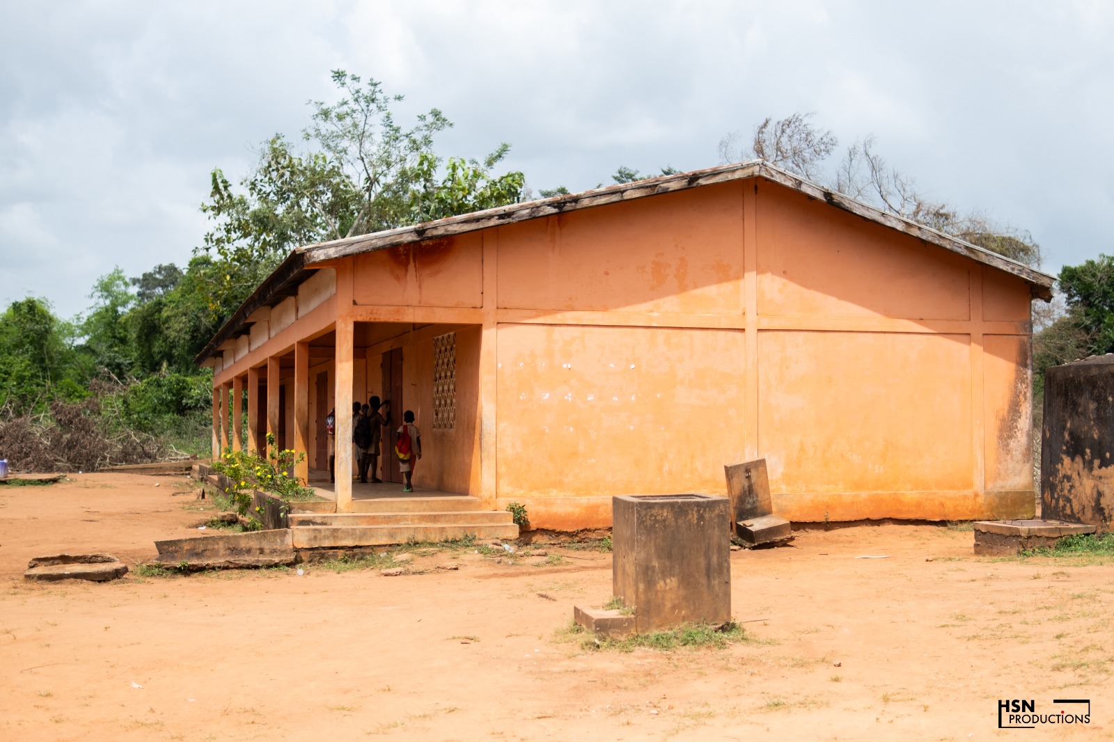 Réfection du second module de trois classes à EPP Gbovié