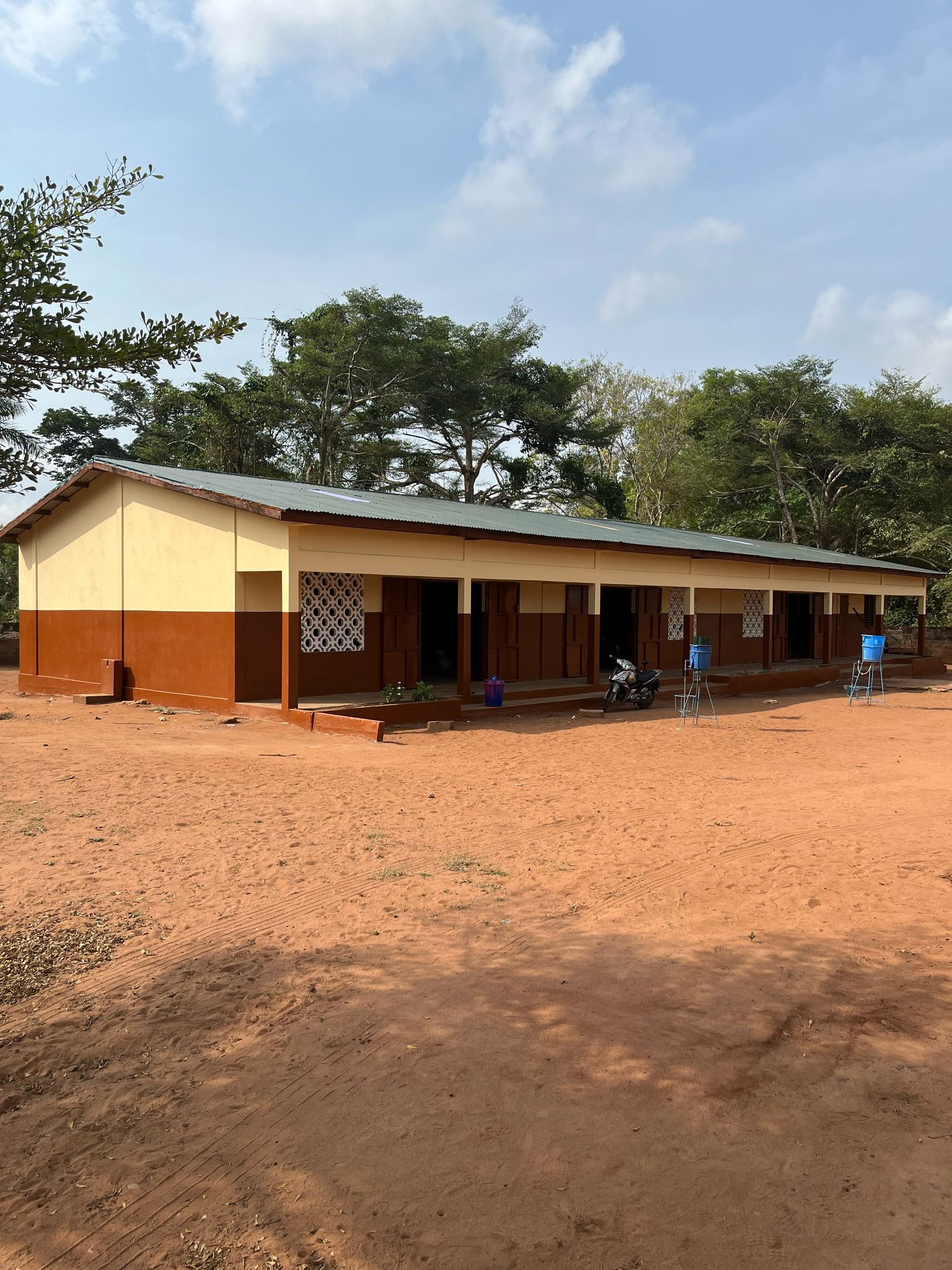 Réfection d’un module de trois classes à EPP Gbovié